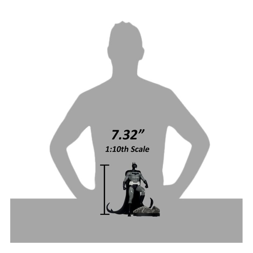Batman Black & White – Batman By Bjorn Barends Resin Statue