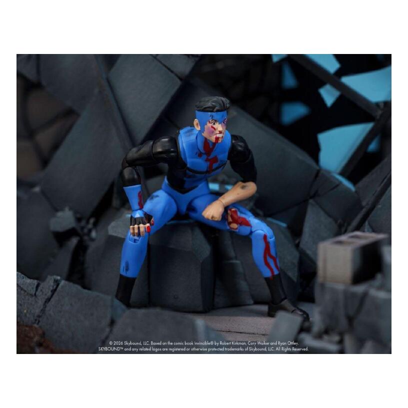 Invincible (Tv) – Invincible (Bloody) Sdcc Exclusive 1:12 Action Figure