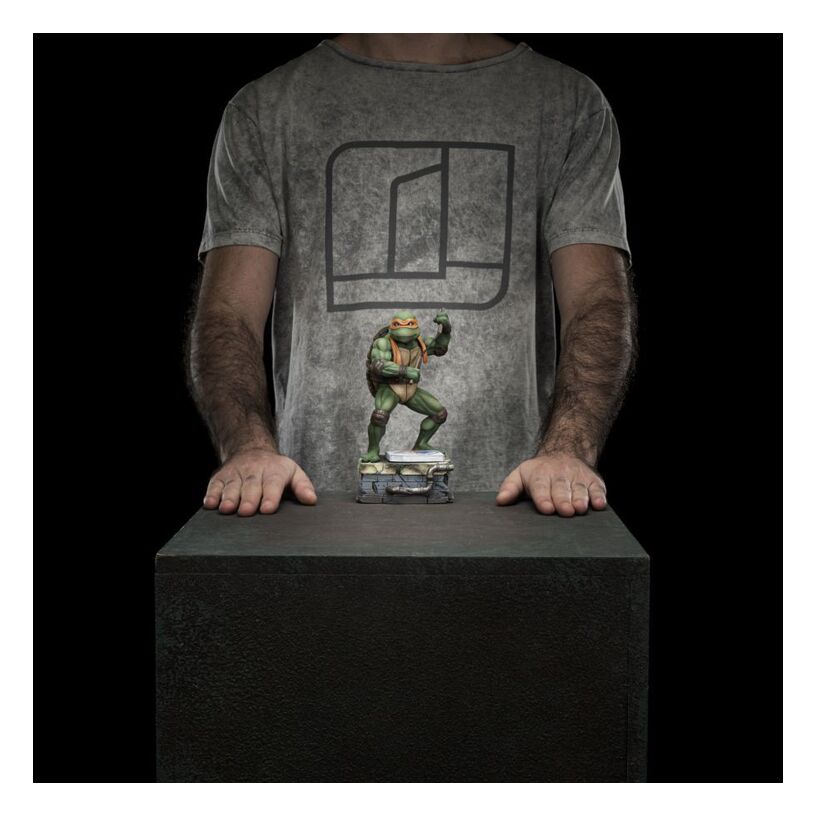 Teenage Mutant Ninja Turtles (1990) – Michelangelo 1:10 Scal...