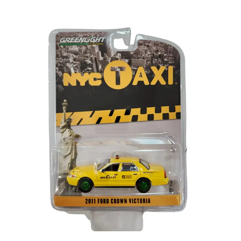 Greenlight Chase 2011 Ford Crown Victoria Yellow Nyc Taxi Cab