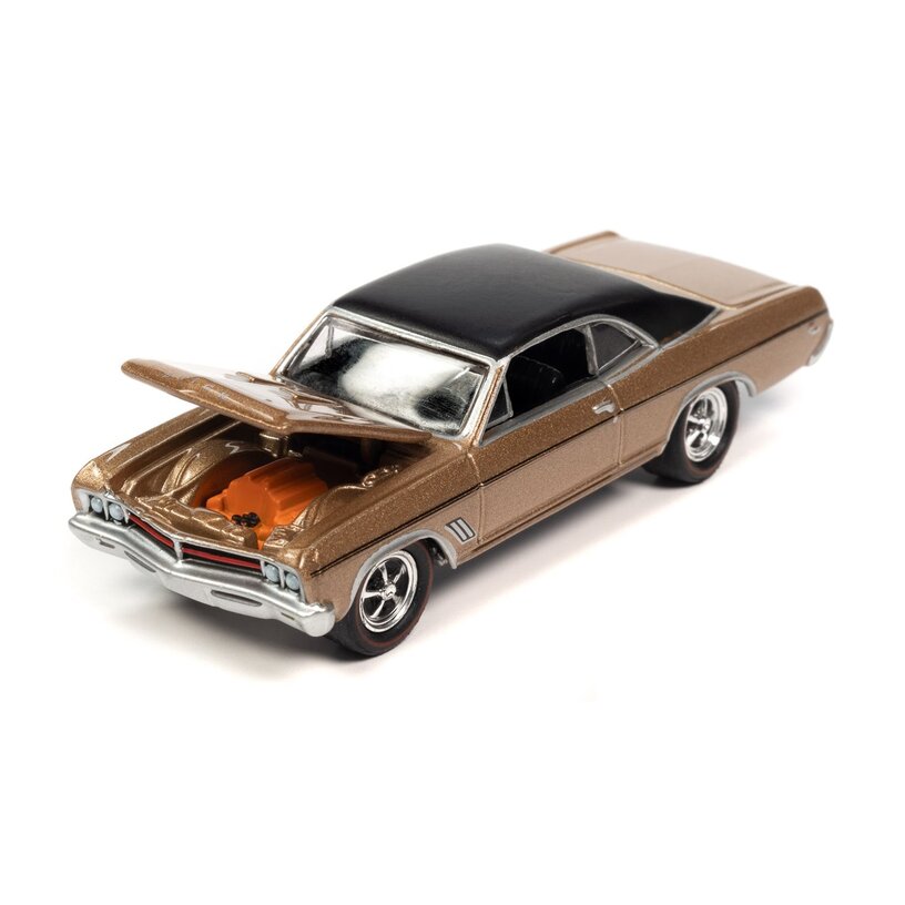 Johnny Lightning 1967 Buick Gs 400 Gold Mist Poly With Flat Black Roof
