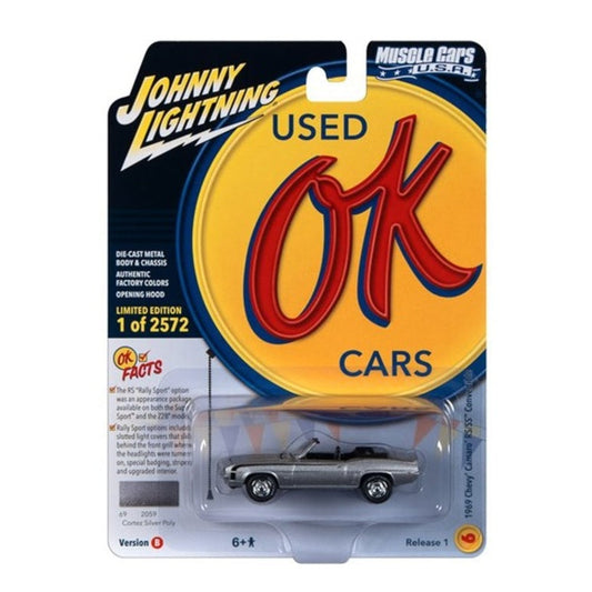 Johnny Lightning 1969 Chevrolet Camaro Rs/Ss Convertible Cortez Silver Black