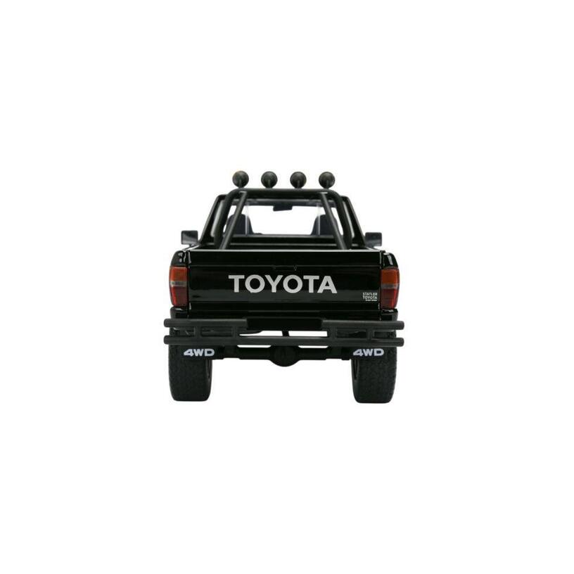 1985 Toyota Sr5 Pickup Truck 1:24 With Marty’S Skateboard Back To The Future
