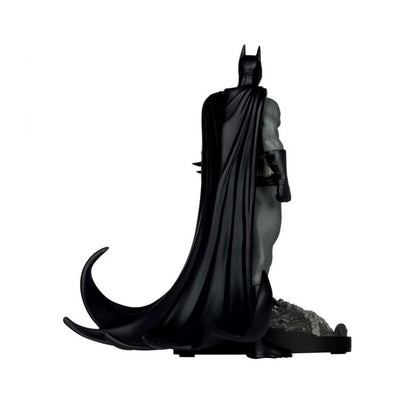 Batman Black & White – Batman By Bjorn Barends Resin Statue