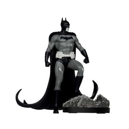 Batman Black & White – Batman By Bjorn Barends Resin Statue