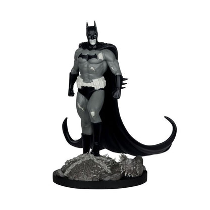 Batman Black & White – Batman By Bjorn Barends Resin Statue