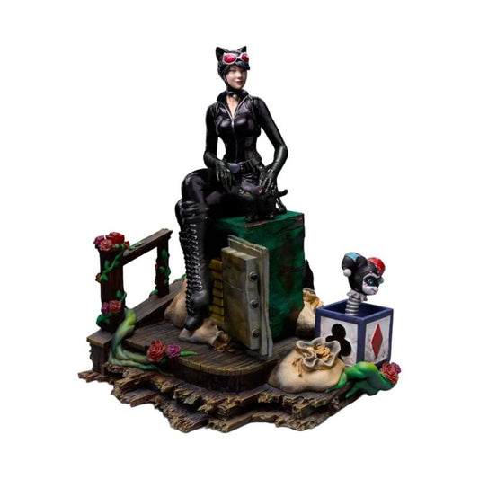 Batman – Catwoman (Gotham City Sirens) Deluxe 1:10 Scale Sta...
