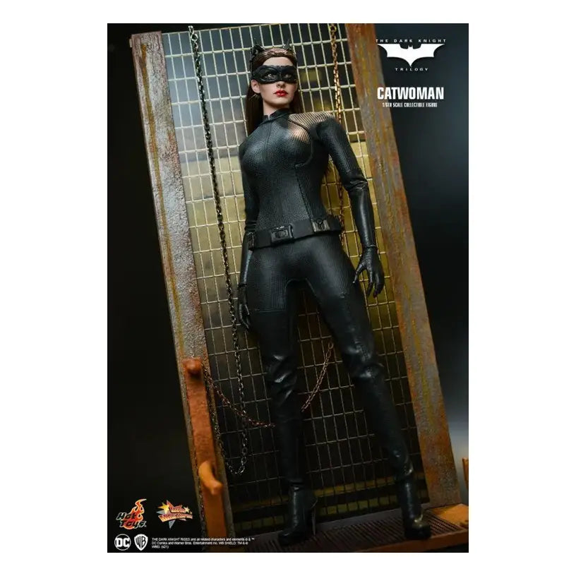 Batman The Dark Knight Trilogy – Catwoman 1:6 Scale Action Figure