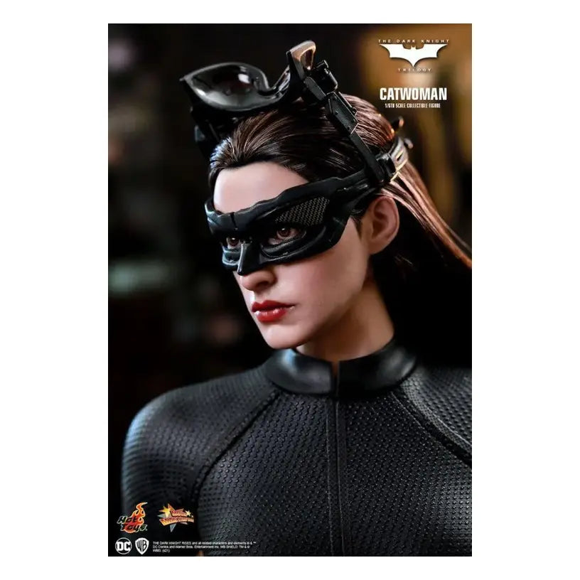 Batman The Dark Knight Trilogy – Catwoman 1:6 Scale Action Figure