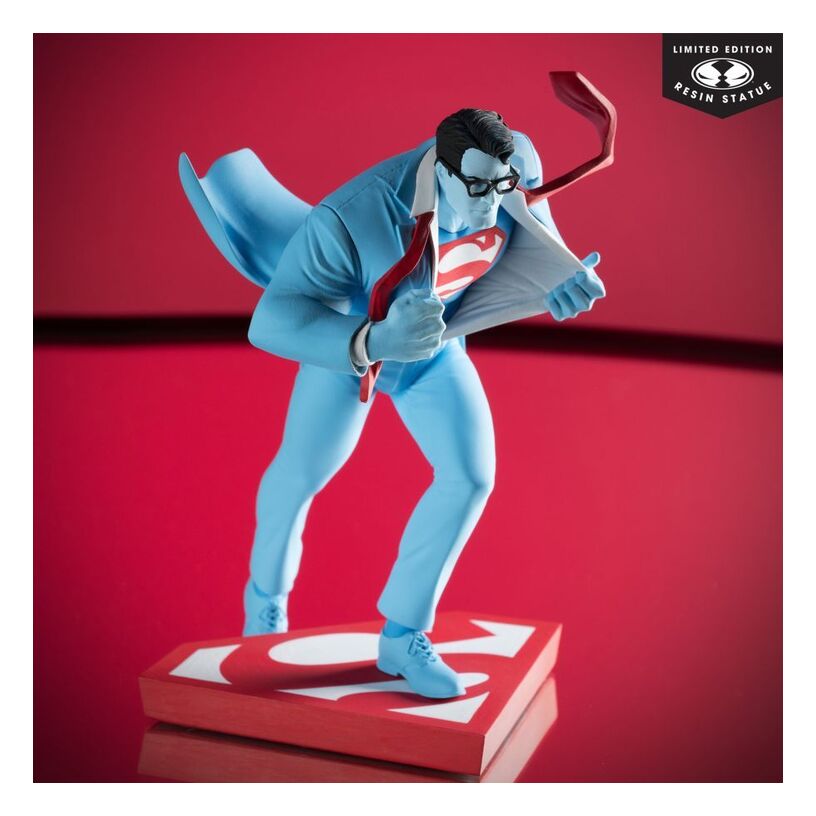 Dc Comics – Superman Red & Blue By Clayton Henry Resin Statu...