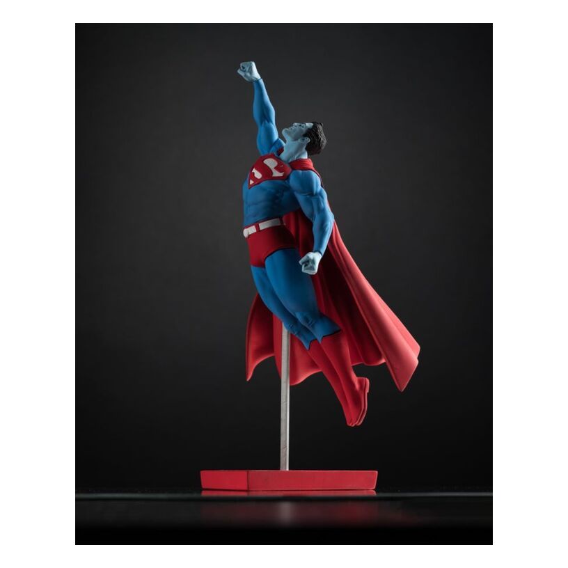 Dc Comics – Superman Red & Blue By Gary Frank Resin Statue