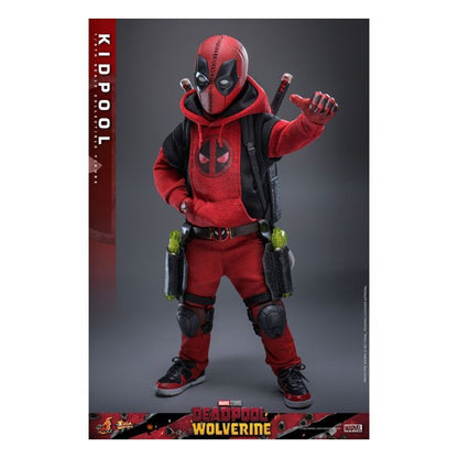 Deadpool & Wolverine – Kidpool 1:6 Scale Collectable Action...