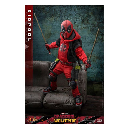 Deadpool & Wolverine – Kidpool 1:6 Scale Collectable Action...