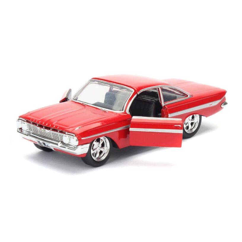 Fast & Furious – Ff8 1961 Chevy Impala 1:32 Hollywood Ride