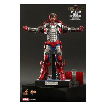 Iron Man 2 – Tony Stark Mark V Suit Up Deluxe 1:6 Scale Action Figure