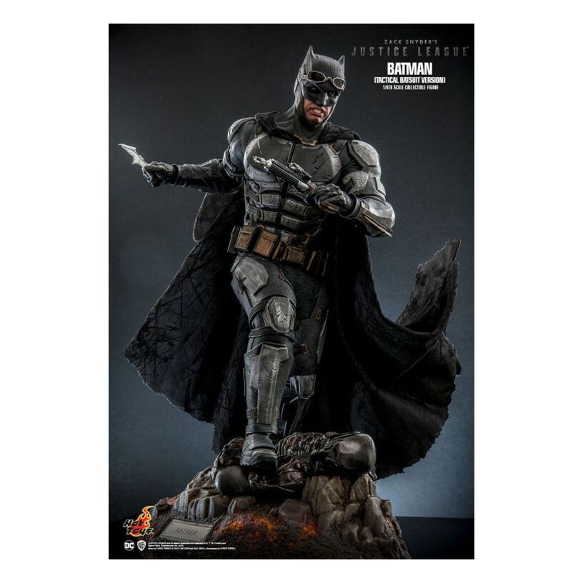 Justice League (2021) – Batman (Tactical Batsuit) 1:6 Scale Collectible Figure