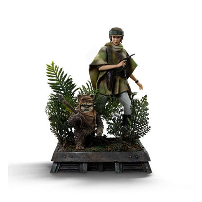 Leia And Wicket Star Wars 1:10 Statue