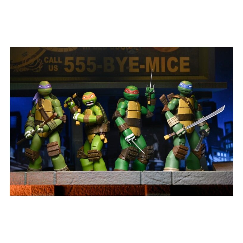 Leonardo Teenage Mutant Ninja Turtles (2012 Cartoon) Ultimate Action Figure