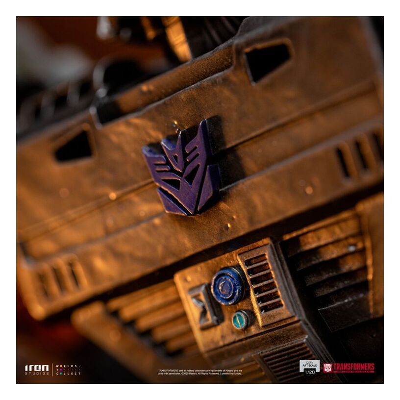 Megatron Demi Art 1:20 Statue - Transformers