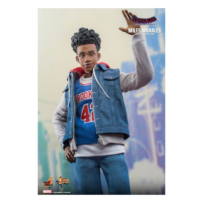 Spider-Man: Across The Spider-Verse – Miles Morales 1:6 Scale Figure