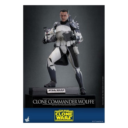 Star Wars – Clone Commander Wolffe 1:6 Scale Collectable Act...