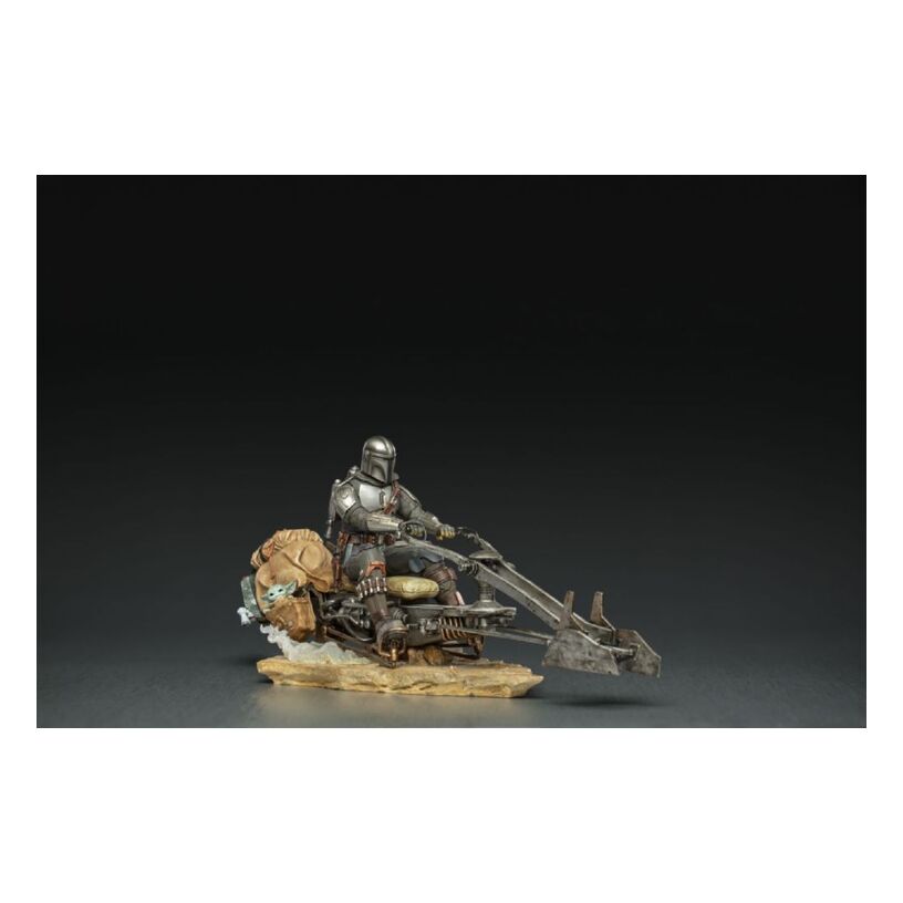 Star Wars: The Mandalorian – Mandalorian On Speederbike Delu...