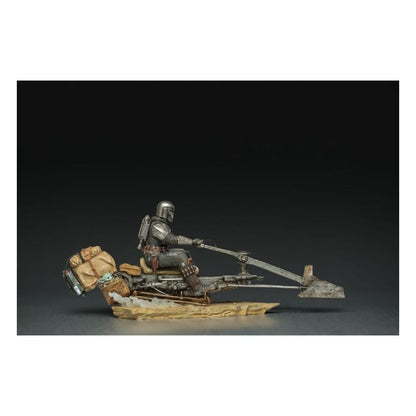 Star Wars: The Mandalorian – Mandalorian On Speederbike Delu...