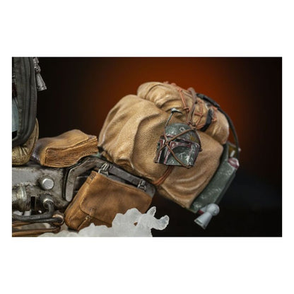 Star Wars: The Mandalorian – Mandalorian On Speederbike Delu...