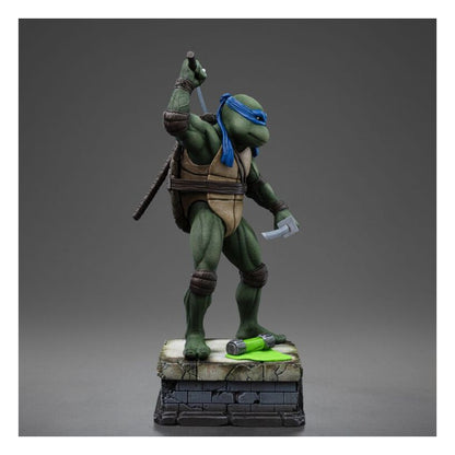 Teenage Mutant Ninja Turtles (1990) – Leonardo 1:10 Scale St...