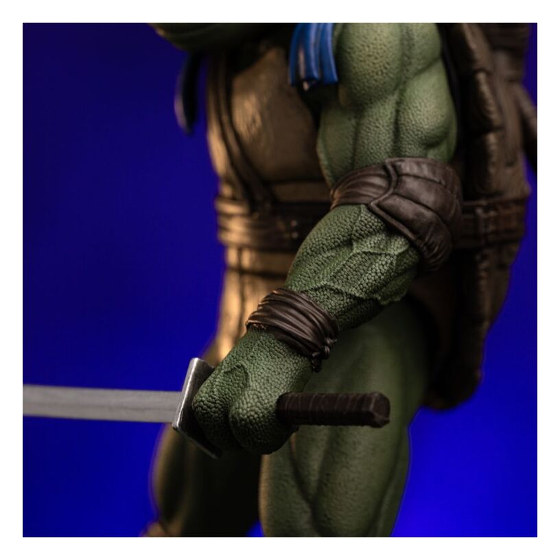 Teenage Mutant Ninja Turtles (1990) – Leonardo 1:10 Scale St...