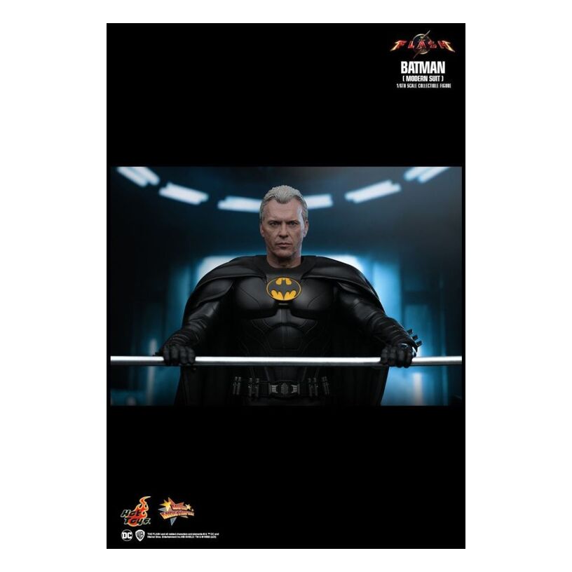 The Flash (2023) – Batman (Modern Suit) 1:6 Scale Collectable Figure