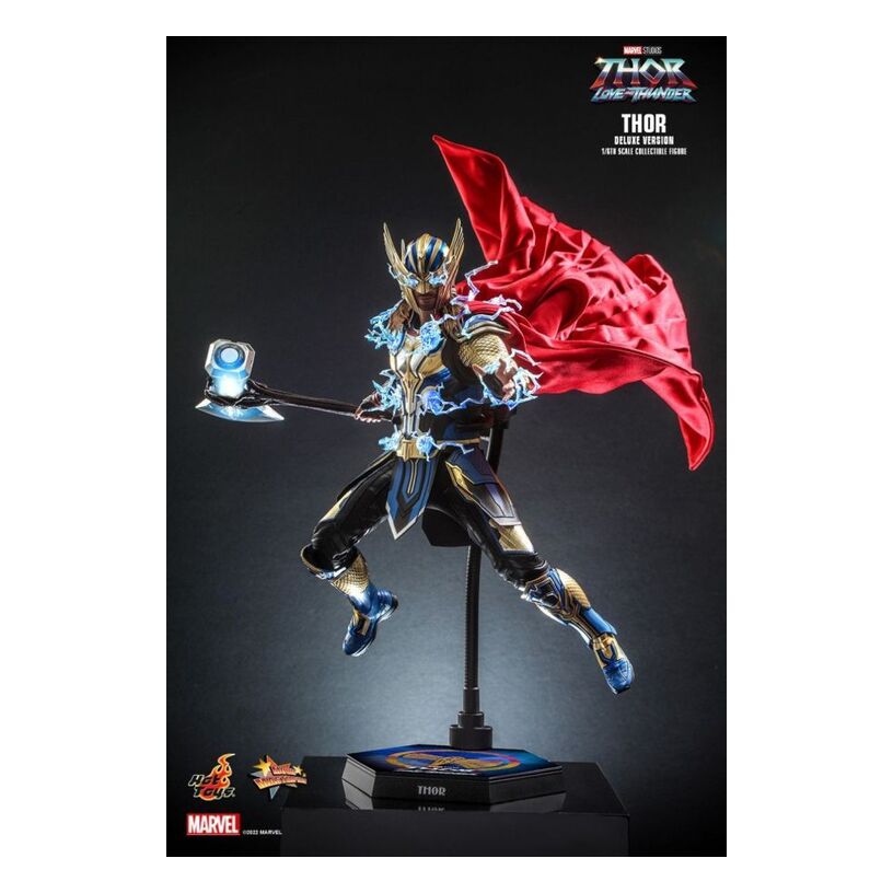 Thor 4: Love And Thunder – Thor Deluxe 1:6 Scale Collectable Figure