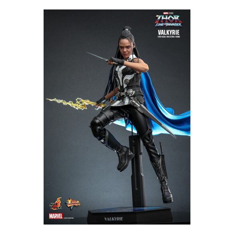 Thor 4: Love And Thunder – Valkyrie 1:6 Scale Collectable Figure