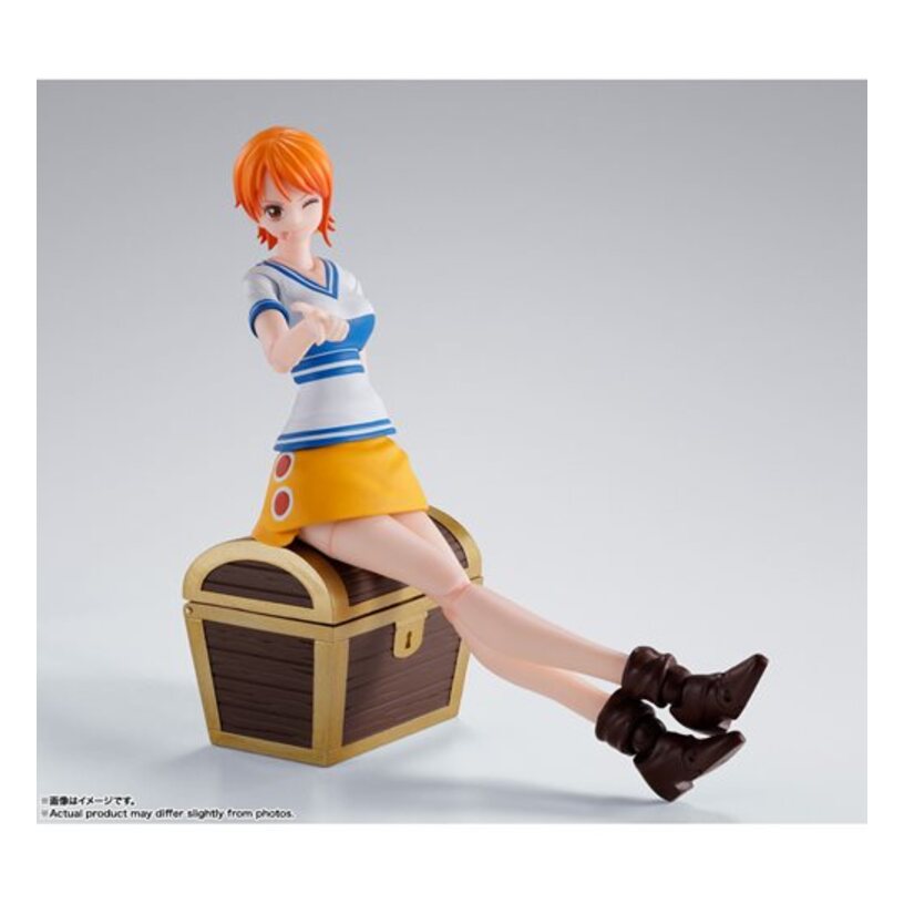 One Piece Nami Romance Dawn S.H.Figuarts Action Figure