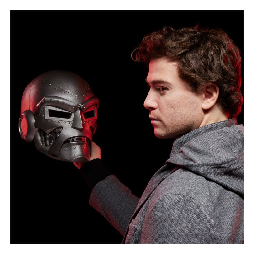 Fantastic Four Marvel Legends Doctor Doom Premium Roleplay Helmet Prop Replica